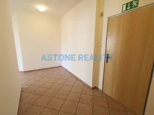 Pronájem kanceláře, Praha - Hloubětín, Klánovická, 78 m2