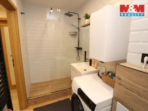 Pronájem bytu 2+1, Měšice, Revoluční, 42 m2