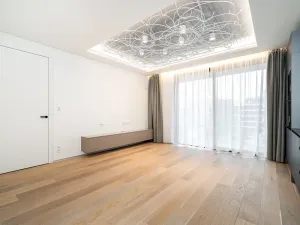 Pronájem bytu 2+kk, Praha - Holešovice, Komunardů, 60 m2