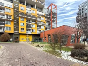 Prodej bytu 3+kk, Praha - Vysočany, Pod Harfou, 75 m2