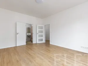 Pronájem bytu 2+kk, Praha - Vinohrady, Šmilovského, 51 m2