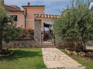 Prodej rodinného domu, Medulin, Chorvatsko, Dvorine, 155 m2