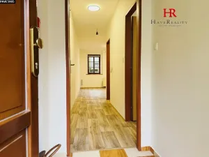 Pronájem bytu 2+kk, Benešov, Malé náměstí, 40 m2