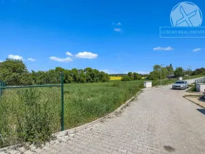 Prodej pozemku, Zlonín, 637 m2