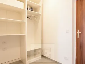 Pronájem bytu 1+kk, Beroun, Na Veselou, 44 m2