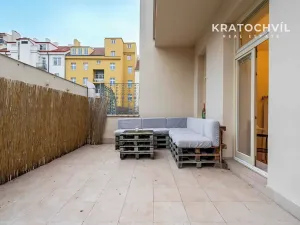 Prodej bytu 1+kk, Praha - Bubeneč, Korunovační, 32 m2