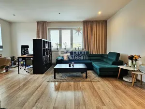 Pronájem bytu 2+kk, Opava, Ratibořská, 55 m2