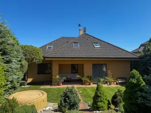 Prodej rodinného domu, Těmice, 252 m2