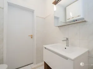 Pronájem bytu 1+kk, Praha - Vinohrady, Hradecká, 26 m2