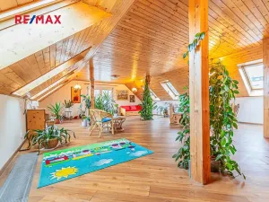 Prodej rodinného domu, Žilina, Zahradní, 774 m2