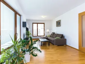 Pronájem bytu 2+kk, Praha - Michle, Magistrů, 65 m2