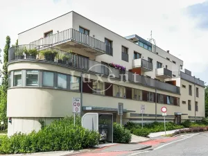 Pronájem bytu 2+kk, Praha - Michle, Magistrů, 65 m2