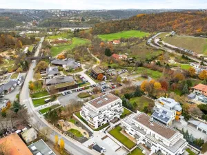 Pronájem bytu 2+kk, Praha - Troja, Pod Hrachovkou, 49 m2