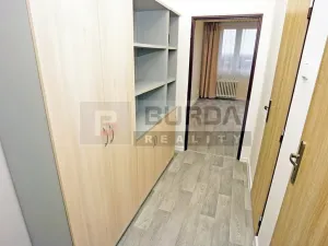 Pronájem bytu 1+kk, Neratovice, 28 m2