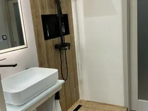 Prodej bytu 2+kk, Liberec, Červeného, 64 m2