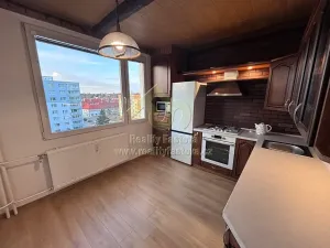 Pronájem bytu 3+1, Rokycany, K Řece, 76 m2