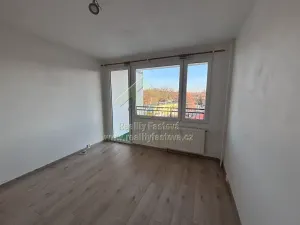 Pronájem bytu 3+1, Rokycany, K Řece, 76 m2