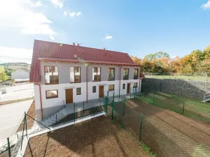 Prodej bytu 4+kk, Mořina, 106 m2