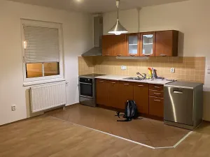 Pronájem bytu 2+kk, Liberec, Sluneční stráň, 62 m2