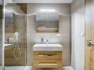 Prodej rodinného domu, Kamenice nad Lipou, nám. Husovo, 210 m2