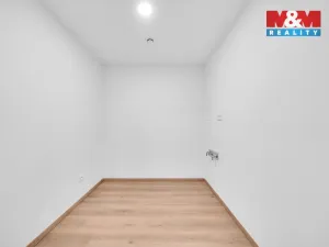 Pronájem bytu 2+kk, Pardubice - Zelené Předměstí, nábřeží Závodu míru, 79 m2