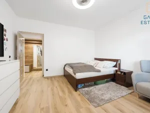 Prodej bytu 1+1, Zlín, třída Tomáše Bati, 36 m2