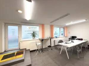 Pronájem kanceláře, Praha - Vršovice, Rostovská, 56 m2