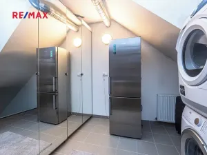 Pronájem vily, Praha - Lysolaje, 150 m2