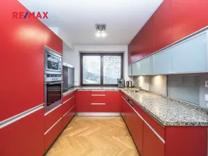 Pronájem rodinného domu, Mirošovice, Senohrabská, 150 m2