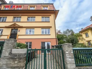 Pronájem kanceláře, Praha - Smíchov, U smíchovského hřbitova, 53 m2