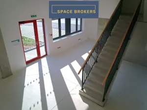 Pronájem skladu, Mikulov, 12000 m2