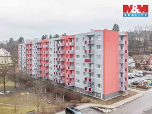Prodej bytu 2+1, Hostinné, Sídliště, 52 m2