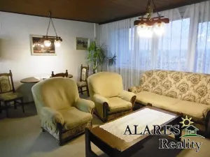 Pronájem bytu 3+kk, Praha - Prosek, Pískovcová, 70 m2