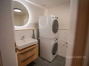 Prodej bytu 3+kk, Praha - Vysočany, Kolbenova, 67 m2