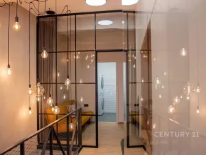 Prodej bytu 2+1, Praha - Vysočany, Kolbenova, 66 m2