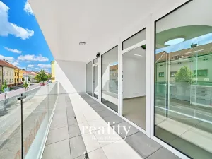 Pronájem kanceláře, Znojmo, Jarošova, 13 m2