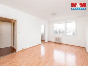 Pronájem bytu 1+kk, Praha - Háje, Květnového vítězství, 31 m2