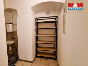 Pronájem obchodního prostoru, Česká Lípa, Jindřicha z Lipé, 35 m2