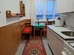 Pronájem bytu 2+1, Hrádek, 1. máje, 60 m2