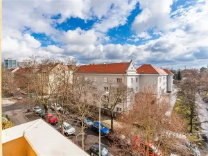 Pronájem bytu 2+kk, Praha, Biskupcova, 48 m2