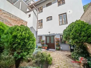 Pronájem bytu 2+kk, Hradec Králové, Dlouhá, 38 m2