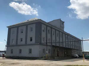 Pronájem obchodního prostoru, Šternberk, Nádražní, 726 m2