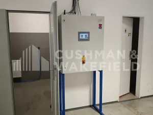 Prodej výrobních prostor, Hradec Králové, Vážní, 3866 m2