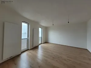 Pronájem bytu 1+kk, Pardubice, Nová Tesla, 32 m2