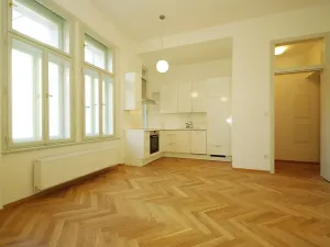 Pronájem bytu 2+kk, Praha - Vinohrady, Balbínova, 45 m2