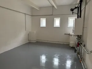 Pronájem skladu, Ostrov, 370 m2