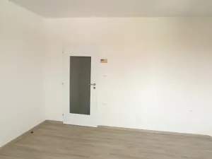 Pronájem bytu 2+1, Sezemice, Nejedlého, 59 m2