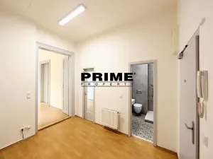 Pronájem kanceláře, Praha - Smíchov, Štefánikova, 70 m2