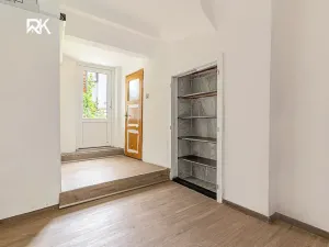 Prodej rodinného domu, Zásmuky, Komenského nám., 133 m2