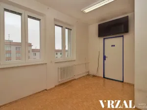 Pronájem ordinace, Plzeň, Francouzská třída, 63 m2